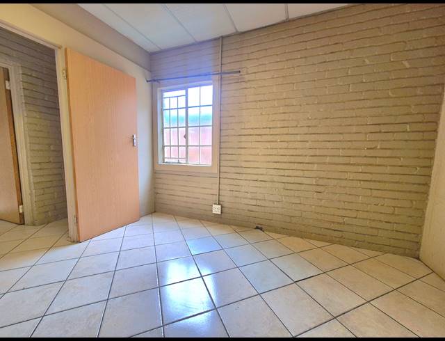 45M² OFFICE TO LET IN DALVIEW